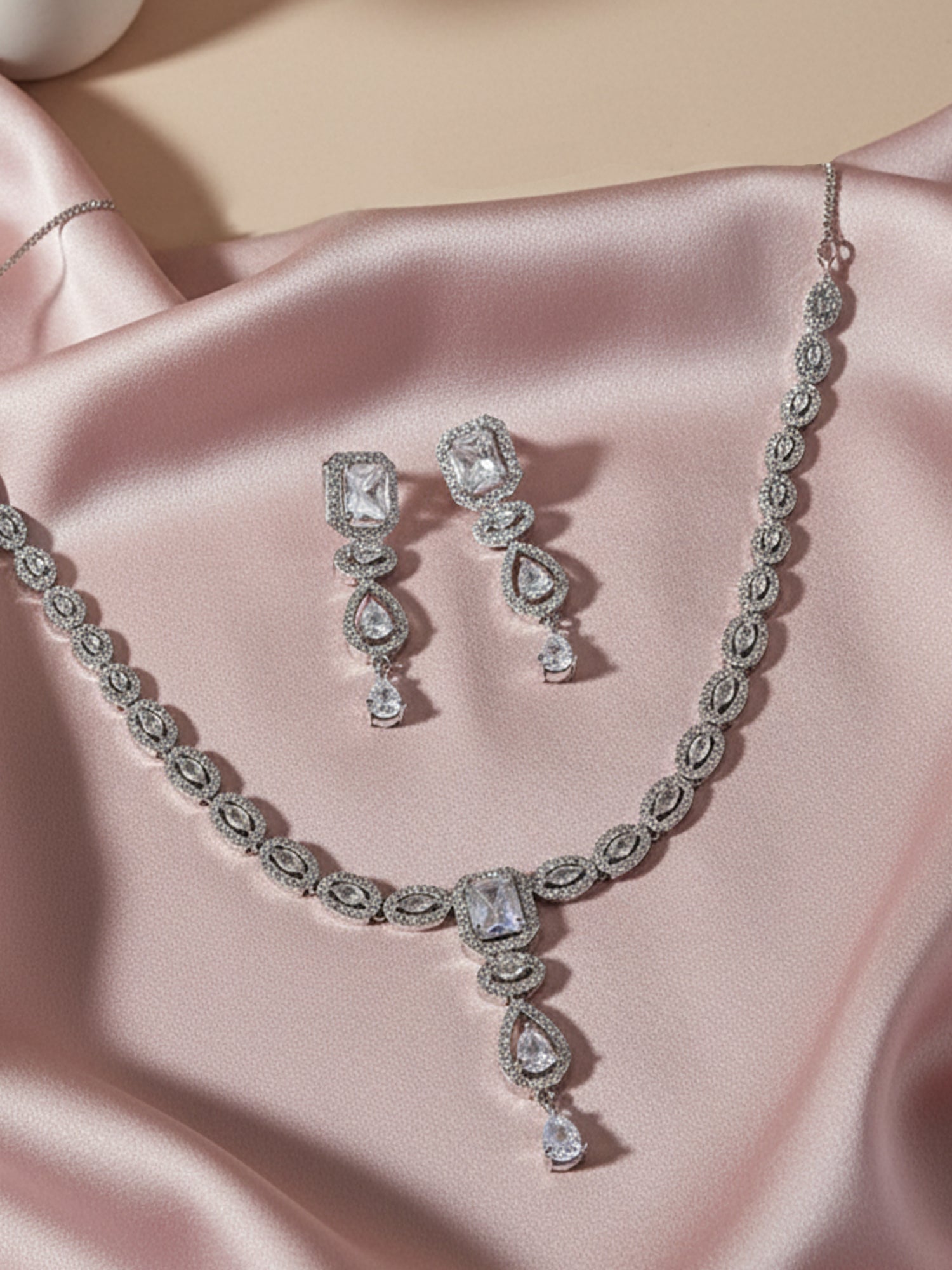 Color_Silver