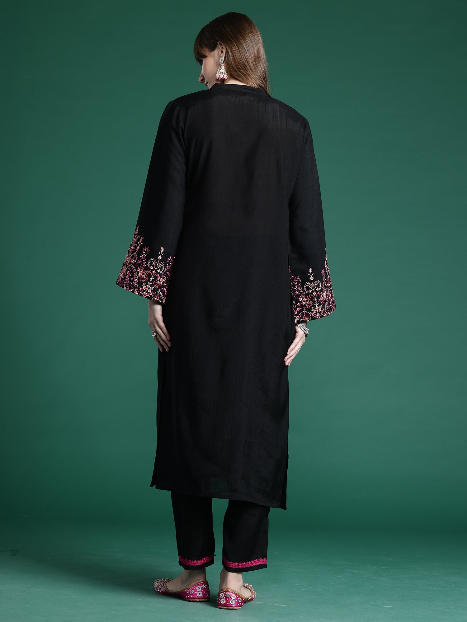 Color_Black