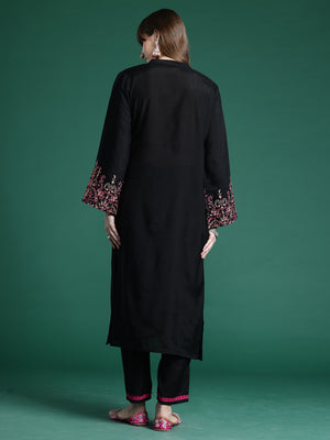 Color_Black