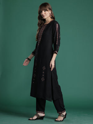 Color_Black