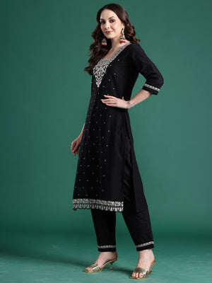 Color_Black