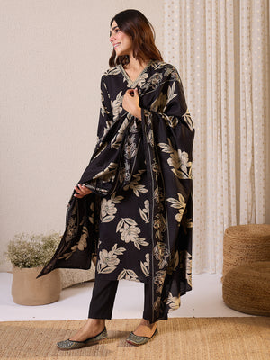 Color_Black
