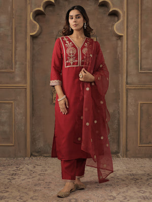 Color_Maroon
