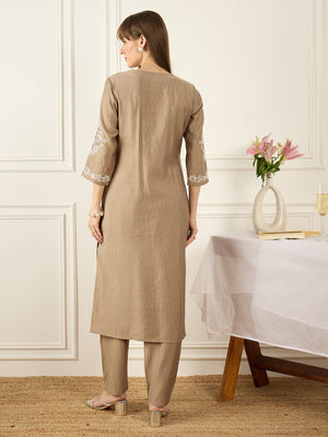 Color_Beige