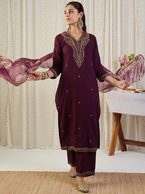 Color_Maroon
