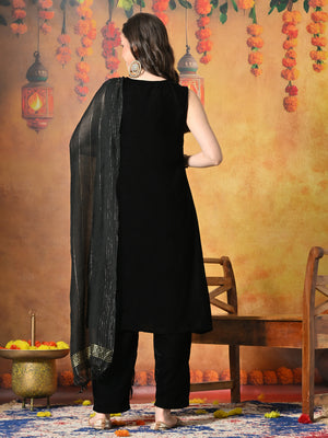 Color_Black
