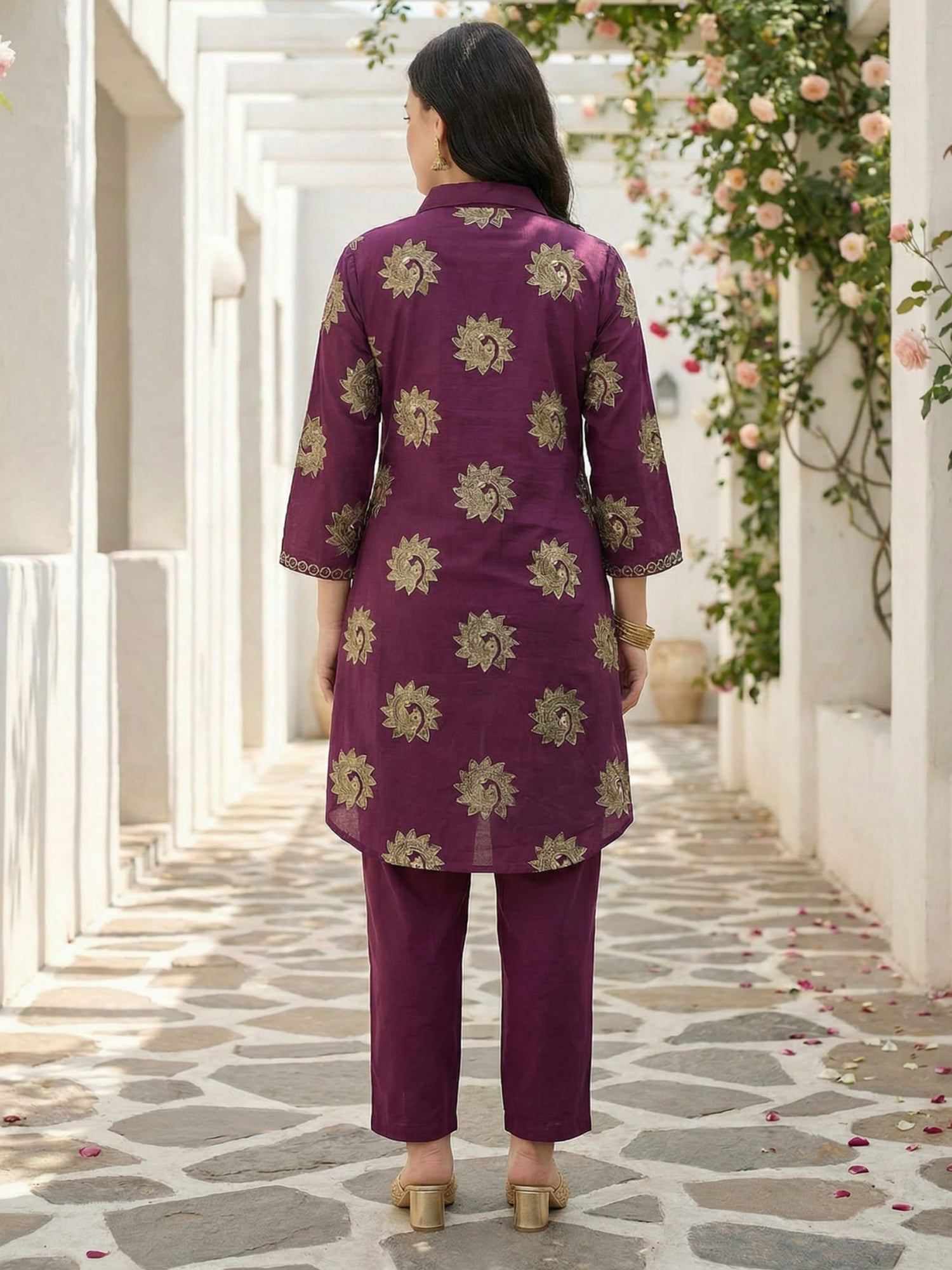 Color_Maroon