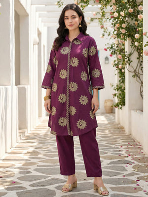 Color_Maroon