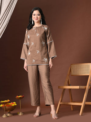 Color_Brown