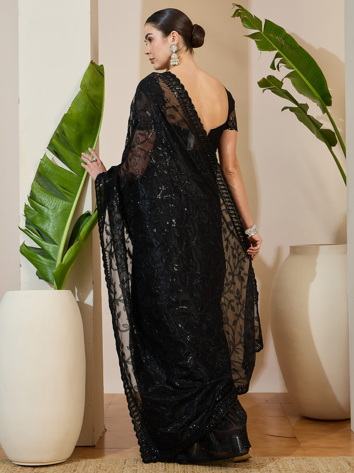 Color_Black