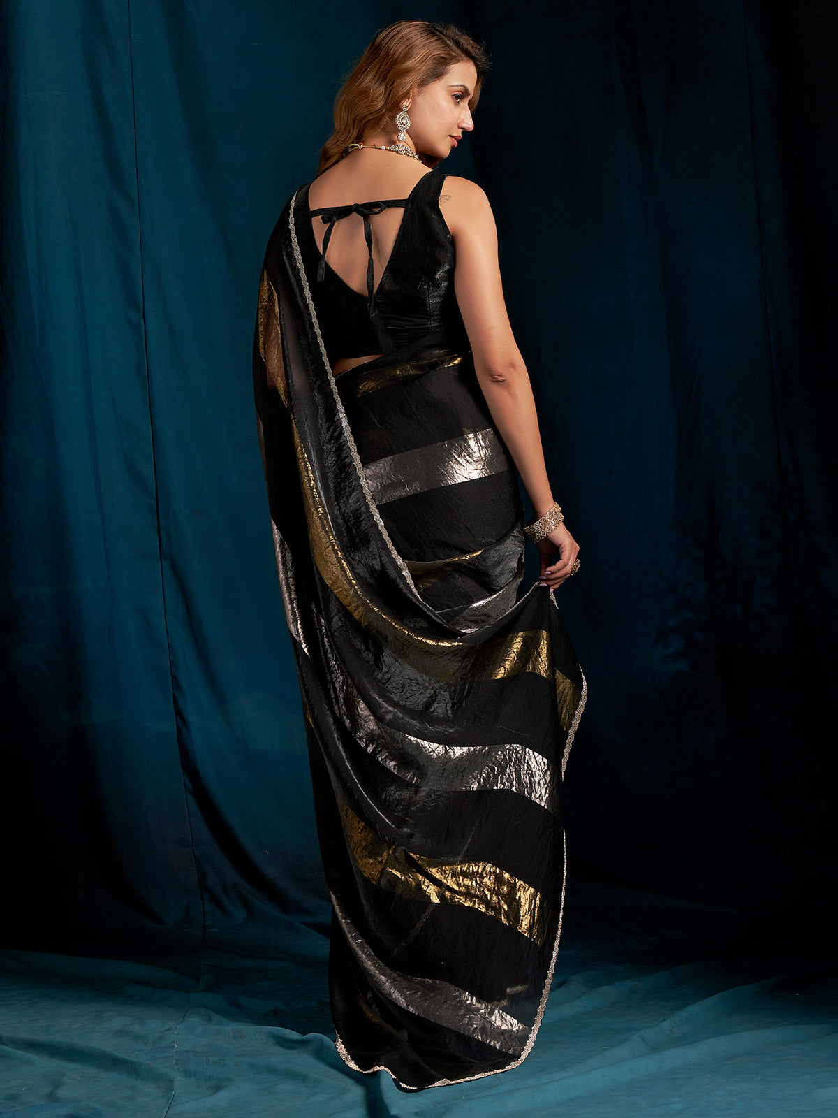 Color_Black