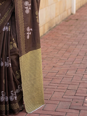 Color_Brown