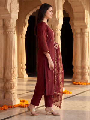 Color_Maroon