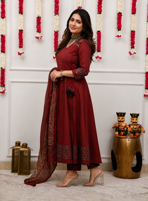 Color_Maroon