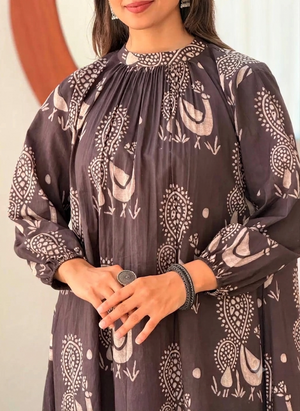 Color_Brown