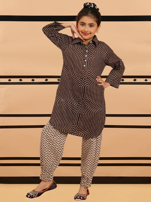Color_Brown