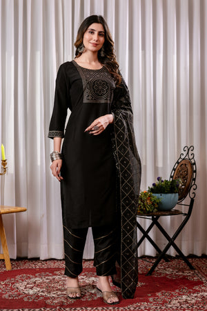 Color_Black