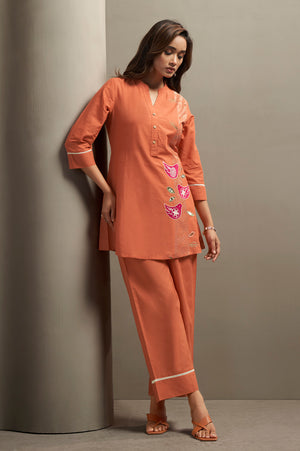 Color_Orange