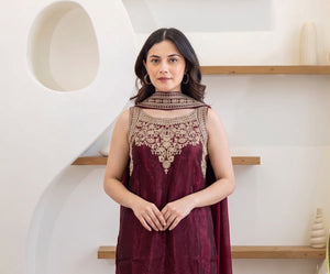 Color_Maroon