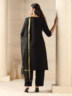 Color_Black