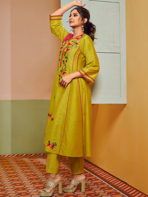 Color_yellow