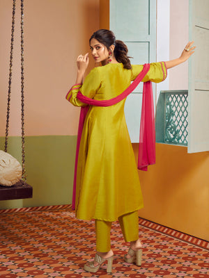Color_yellow