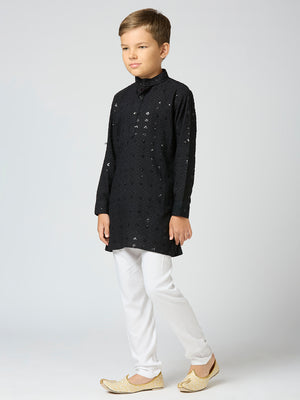 Color_Black