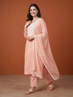 Color_Peach