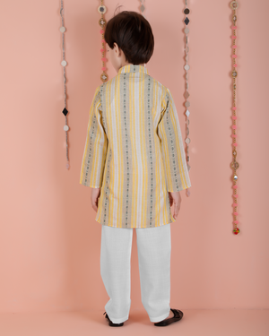 Color_Yellow