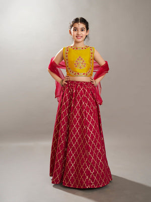 Color_maroon