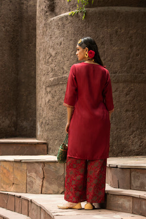 Color_Maroon