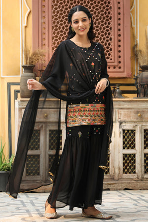 Color_Black