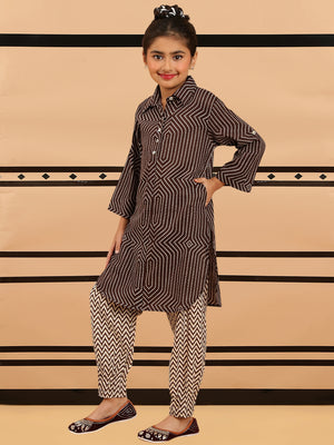 Color_Brown
