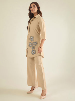 Color_Beige