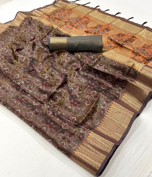 Color_Brown