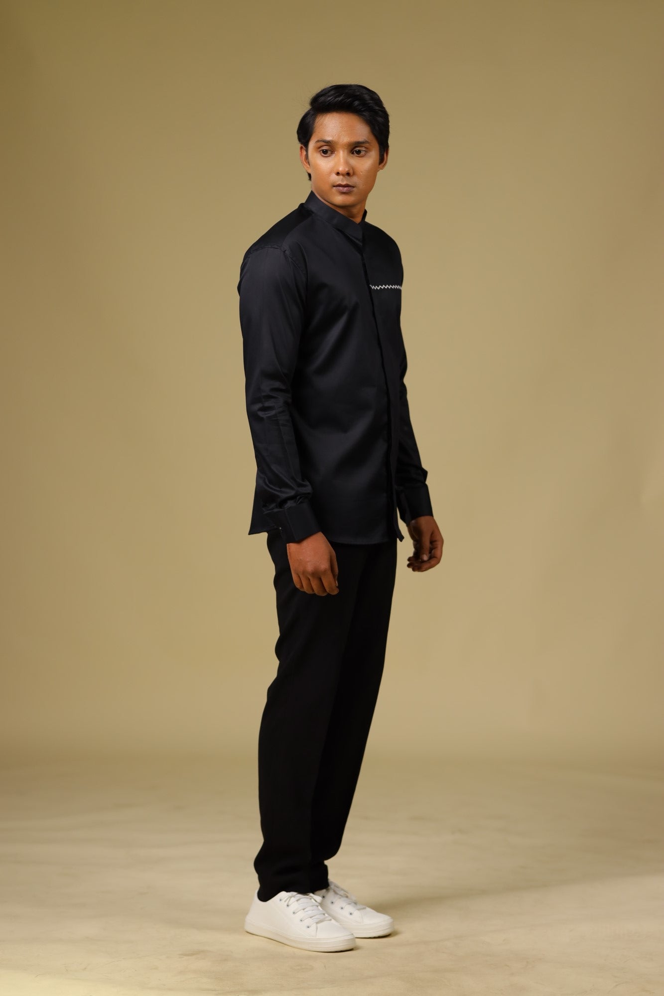 Men's Black Color Black Vague Full Sleeves Casual Shirt