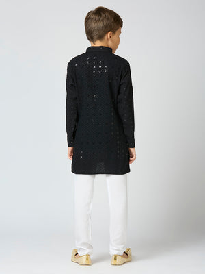 Color_Black