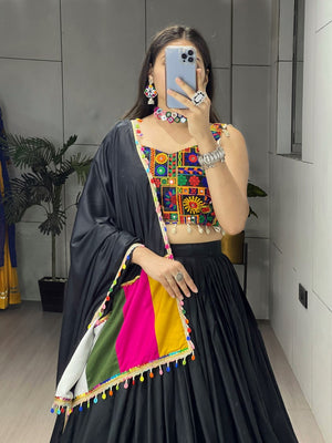 Color_Black