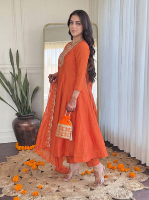 Color_Orange