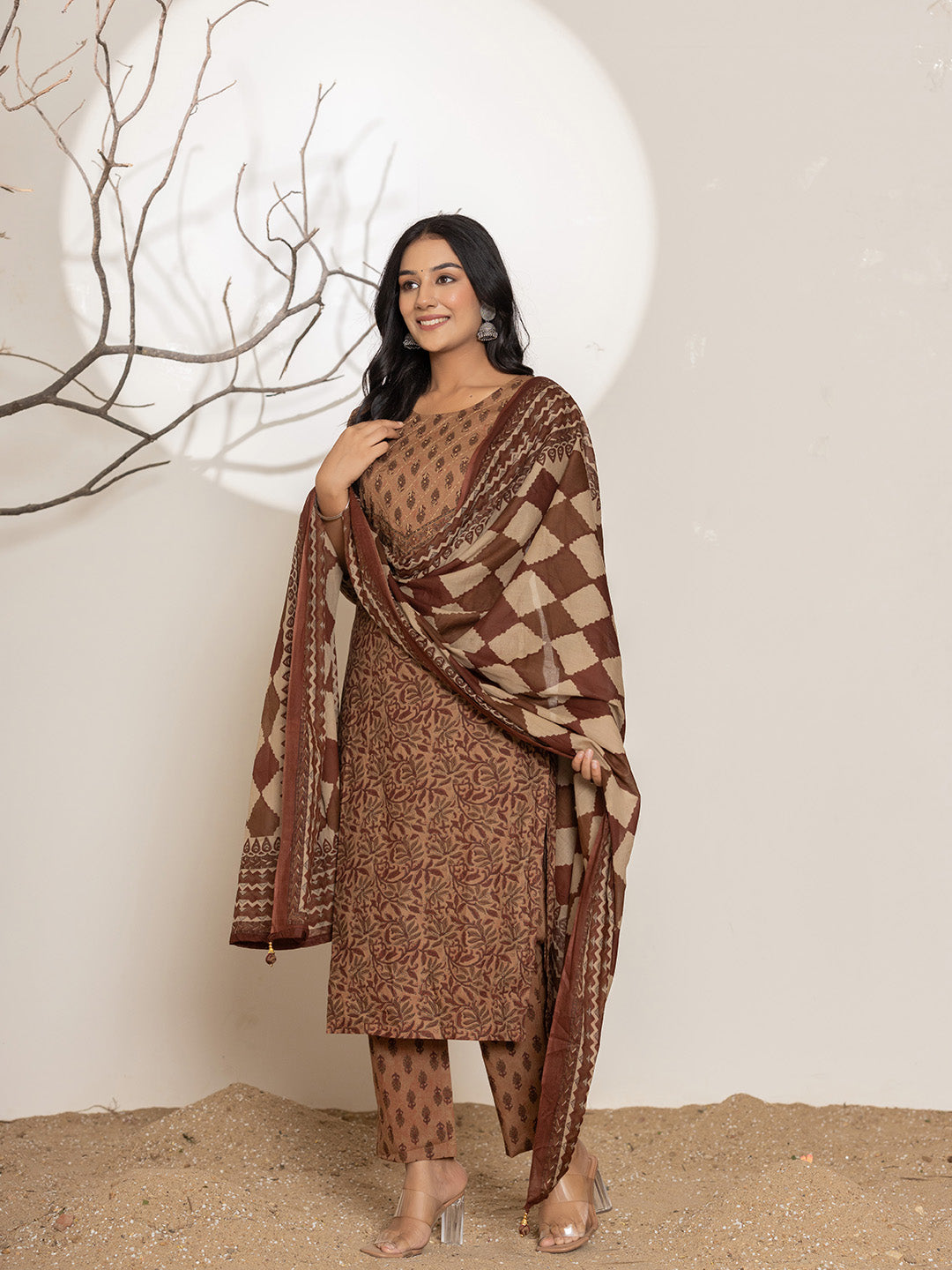 Color_Brown