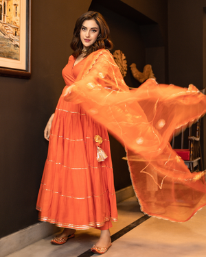 Color_Orange