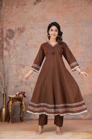 Color_Brown