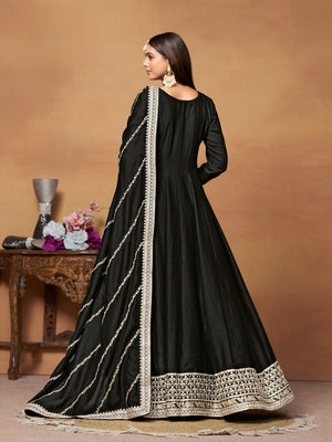 Color_Black