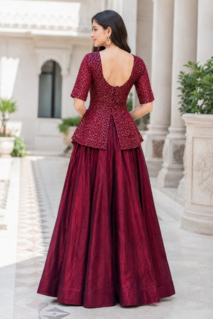 Color_Maroon