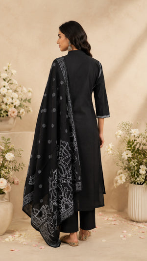 Color_Black