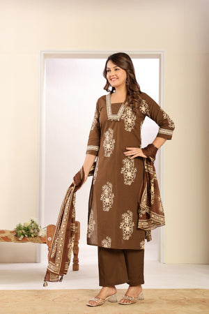 Color_Brown