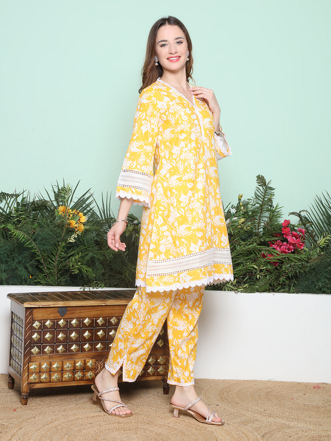 Color_yellow