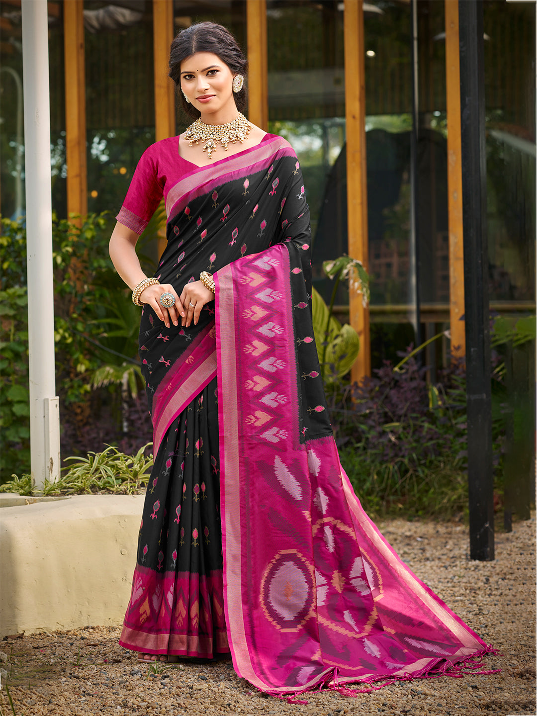 Women's Black Silk Woven Work Traditional Saree