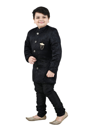 Color_BLACK