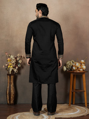 Color_Black
